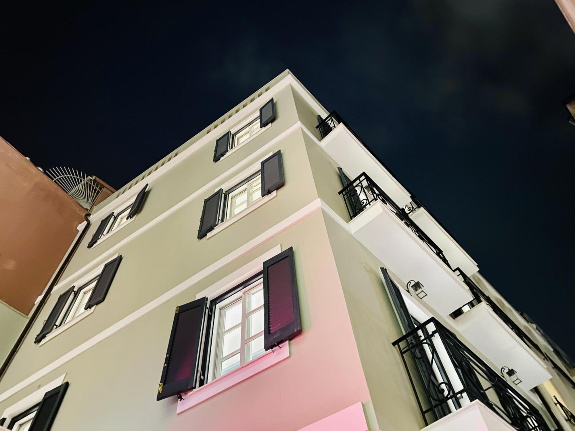 Luxury Studio In Historical Center, Syntagma-Plaka Athen Exterior foto