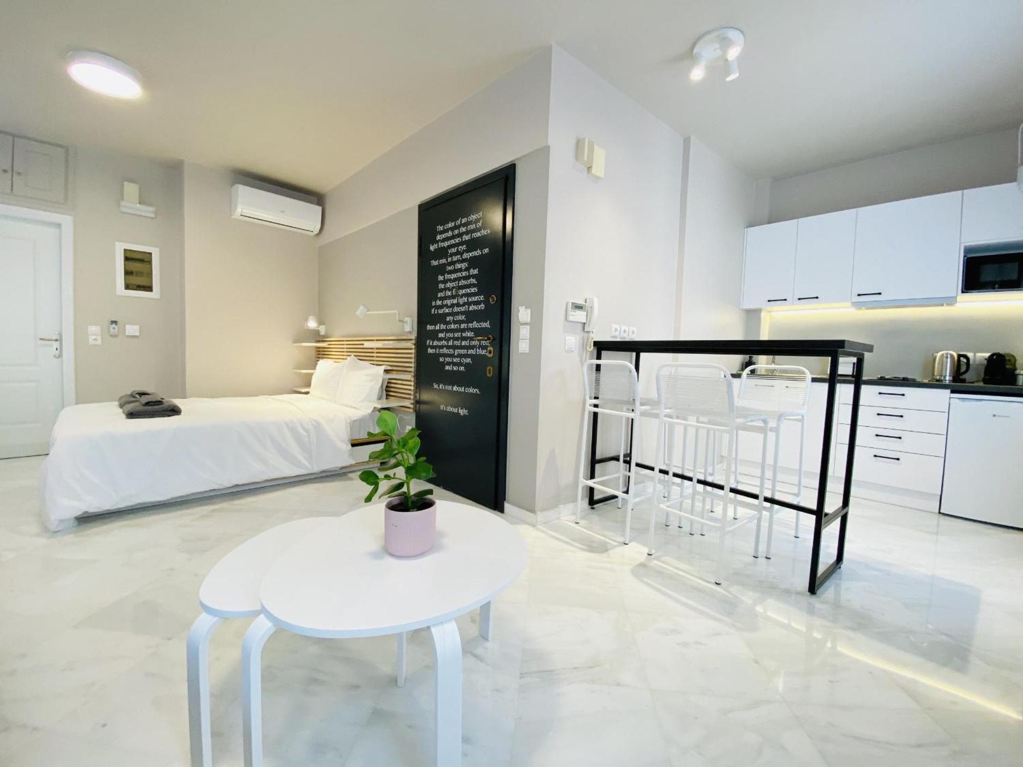 Luxury Studio In Historical Center, Syntagma-Plaka Athen Exterior foto