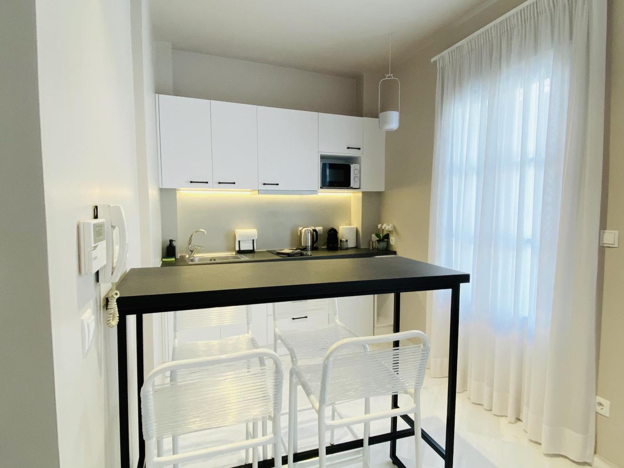 Luxury Studio In Historical Center, Syntagma-Plaka Athen Exterior foto